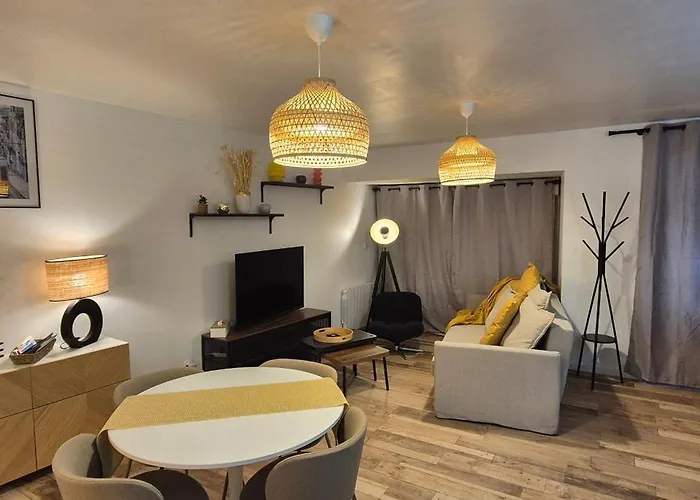 Le St Martin, De 45 M Avec Separe Mayenne