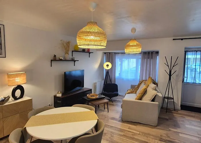 Le St Martin, De 45 M Avec Separe Mayenne